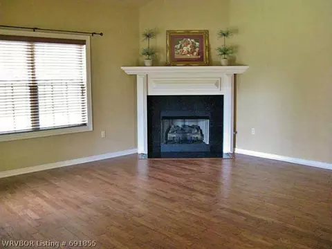 2804 Brighton Ct, Fort Smith, AR 72903 photo 4