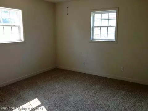573 E 8th St, Waldron, AR 72958 photo 12