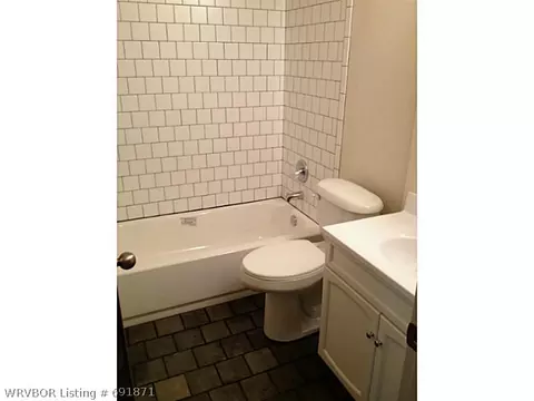 573 E 8th St, Waldron, AR 72958 photo 15