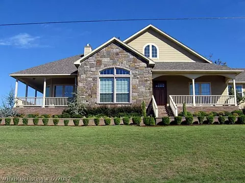 8736 Crestline Dr, Hackett, AR 72937 photo 1