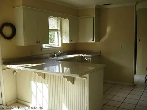 8230 Cypress Ave, Fort Smith, AR 72908 photo 5