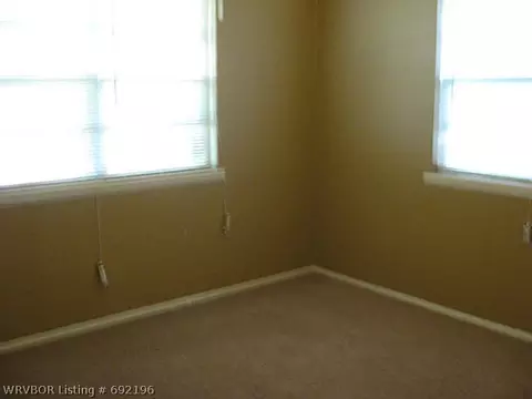 8230 Cypress Ave, Fort Smith, AR 72908 photo 9
