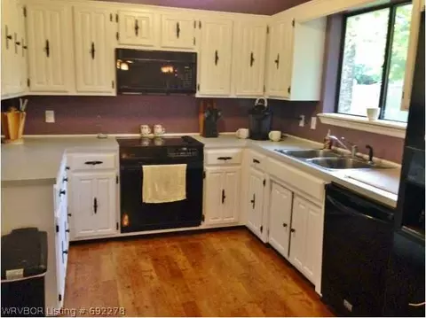 3109 Londonderry Rd, Fort Smith, AR 72908 photo 5