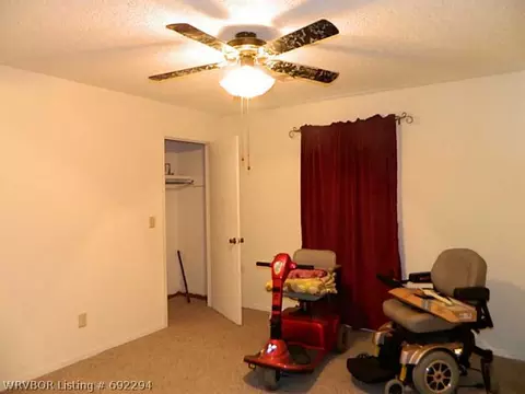 8801 N Lake Ln, Hackett, AR 72937 photo 8
