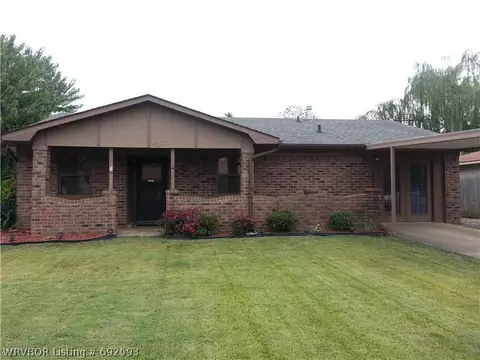 8501 S 35th Ter, Fort Smith, AR 72908 photo 2