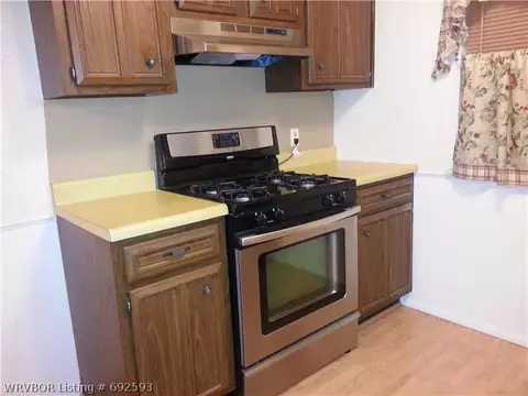 8501 S 35th Ter, Fort Smith, AR 72908 photo 4