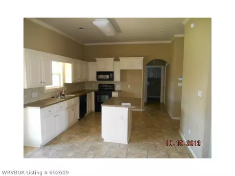 835 Laurel Way, Alma, AR 72921 photo 2