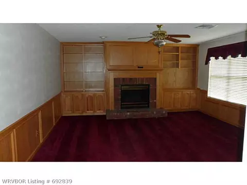 11519 Springridge Dr, Fort Smith, AR 72916 photo 2