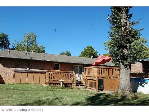 2216 N 56th Ln, Fort Smith, AR 72904 photo 3