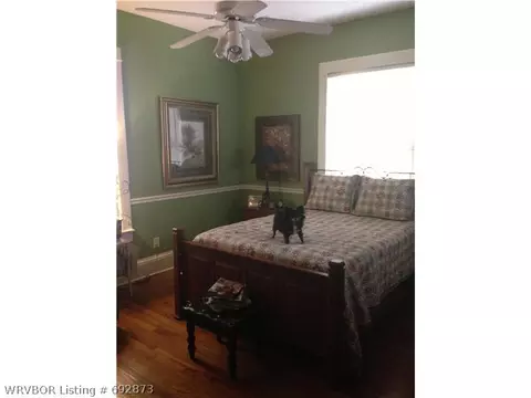 805 9th St, Barling, AR 72923 photo 3