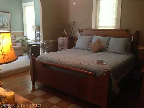 805 9th St, Barling, AR 72923 photo 12