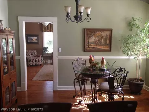 805 9th St, Barling, AR 72923 photo 9