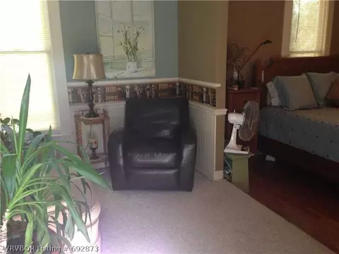 805 9th St, Barling, AR 72923 photo 15
