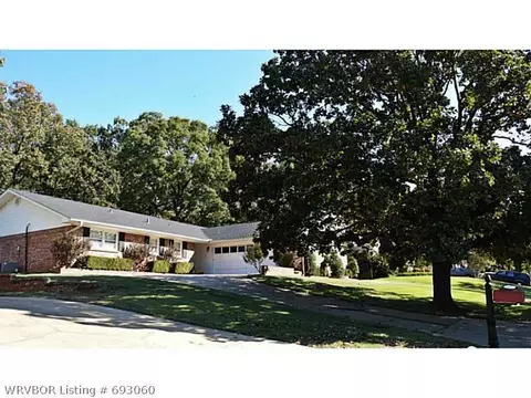2905 Dallas Dr, Fort Smith, AR 72901 photo 3