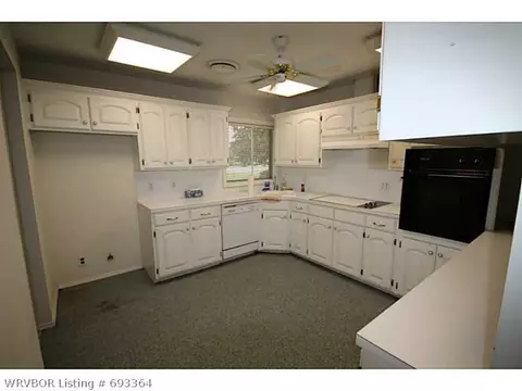 8801 Royal Ridge Dr, Fort Smith, AR 72903 photo 4