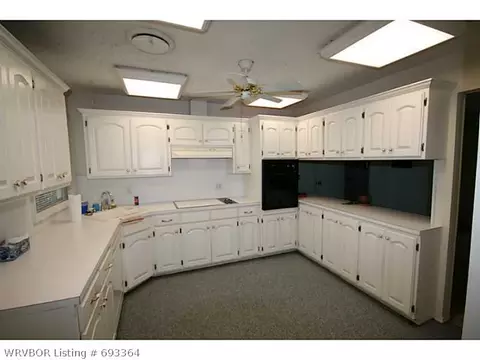 8801 Royal Ridge Dr, Fort Smith, AR 72903 photo 5