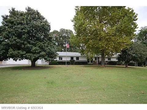 8801 Royal Ridge Dr, Fort Smith, AR 72903 photo 1