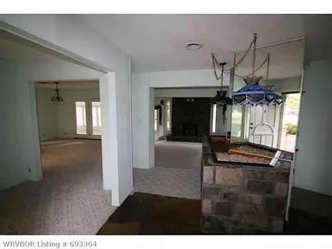 8801 Royal Ridge Dr, Fort Smith, AR 72903 photo 2