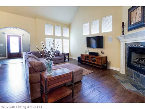 9827 Willowbrook Loop, Fort Smith, AR 72908 photo 4