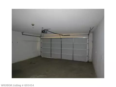 604 8th St, Barling, AR 72923 photo 8