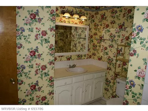 1303 Strozier Ct, Barling, AR 72923 photo 13
