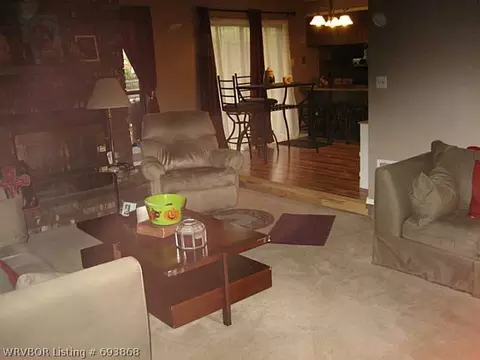 8620 Meadow Dr, Fort Smith, AR 72908 photo 3