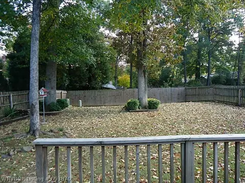 3124 Londonderry Rd, Fort Smith, AR 72908 photo 4