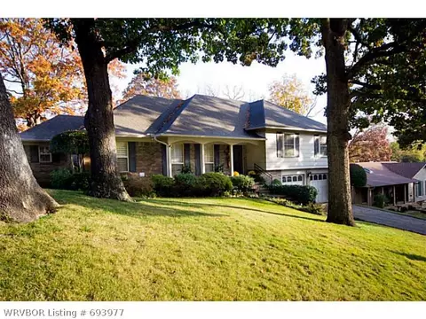 7213 S T St, Fort Smith, AR 72903 photo 2