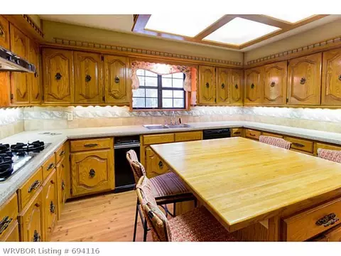 7701 Tullamore, Fort Smith, AR 72903 photo 5