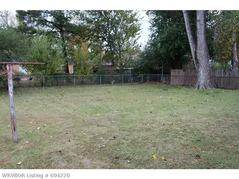 3913 Dean Dr, Fort Smith, AR 72904 photo 4