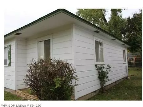 3913 Dean Dr, Fort Smith, AR 72904 photo 2