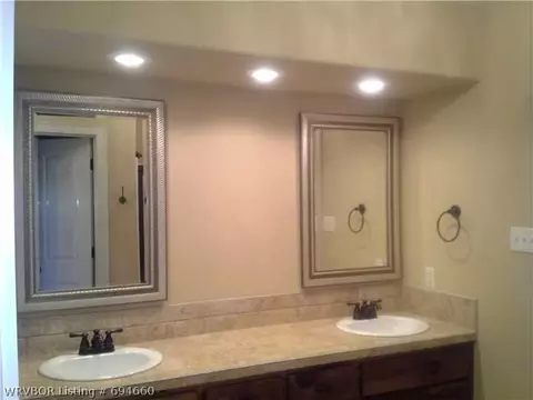 5606 Thomas Rd, Fort Smith, AR 72916 photo 8