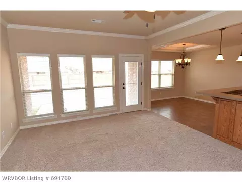 6214 Hickory Ln, Fort Smith, AR 72916 photo 13