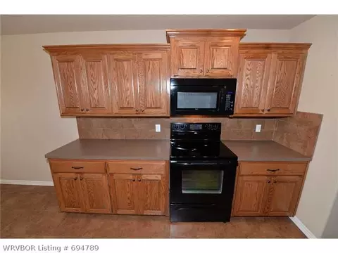 6214 Hickory Ln, Fort Smith, AR 72916 photo 11