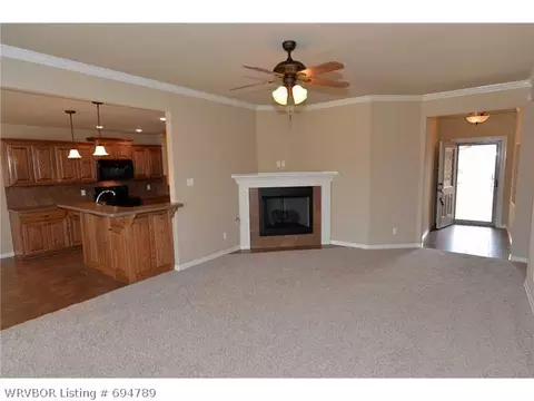 6214 Hickory Ln, Fort Smith, AR 72916 photo 2