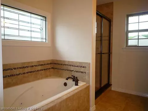6203 Hickory Ln, Fort Smith, AR 72916 photo 18