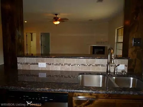 6203 Hickory Ln, Fort Smith, AR 72916 photo 8