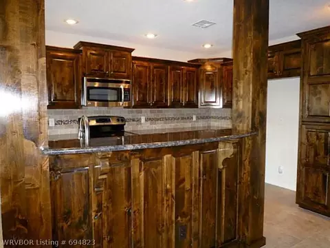 6203 Hickory Ln, Fort Smith, AR 72916 photo 9