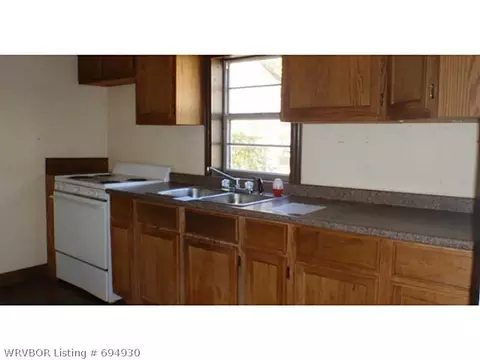 3900 Rowe Ave, Fort Smith, AR 72904 photo 4