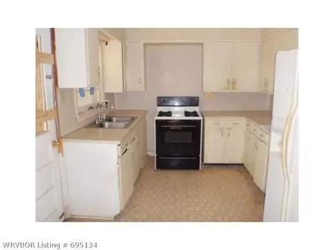 3606 Marshall Dr, Fort Smith, AR 72904 photo 3