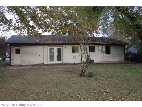 223 Harvard Ave, Fort Smith, AR 72908 photo 3
