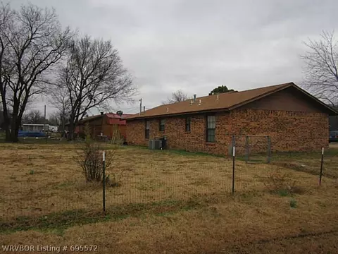 26713 W 3rd St, Cameron, OK 74932 photo 2