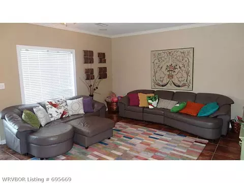 2317 Dundee Dr, Fort Smith, AR 72908 photo 3
