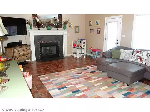 2317 Dundee Dr, Fort Smith, AR 72908 photo 2