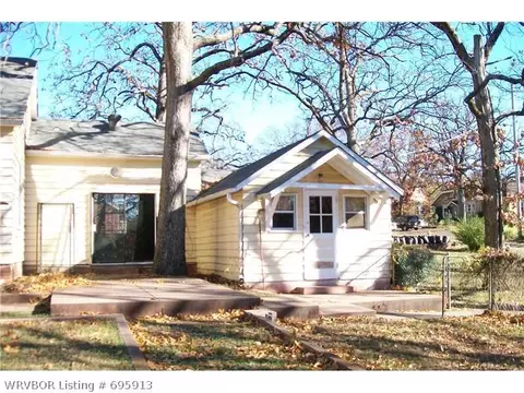 2122 S S St, Fort Smith, AR 72901 photo 9