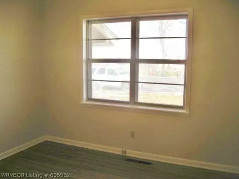 1720 S Savannah Dr, Fort Smith, AR 72901 photo 10