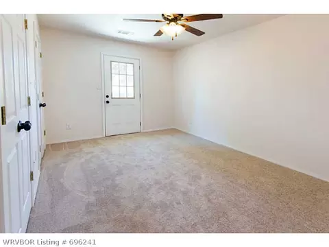 611 N Oak St, Hackett, AR 72937 photo 6