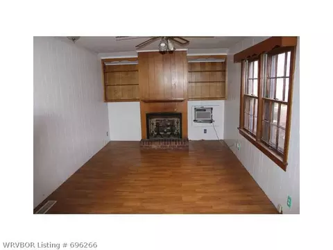 2401 S Q St, Fort Smith, AR 72901 photo 9