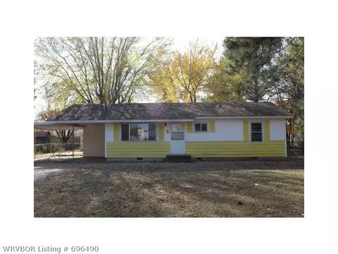 202 E Victor Ln, Pocola, OK 74902 photo 2