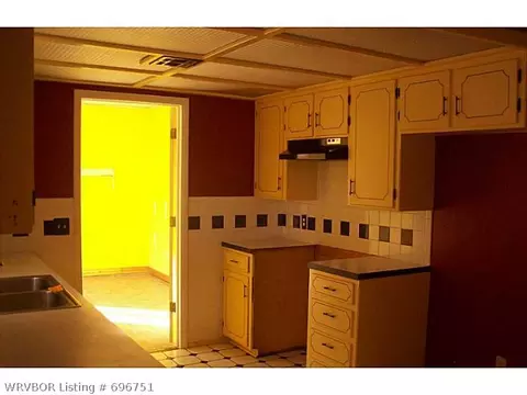 18 E Interstate Cir, Sallisaw, OK 74955 photo 7